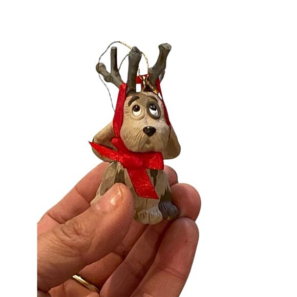 1987 Hallmark Keepsake Ornament called "Reindoggy" - Picture 1 of 3